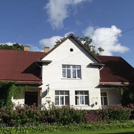 Kalna Ligzda 3*